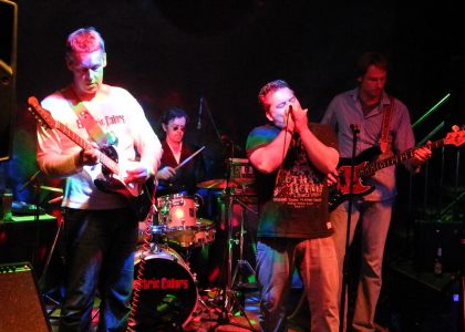 https://www.hipmotize.com/wp-content/uploads/2014/07/Electric-Colors-at-FlavaClub-23.10-86.jpg